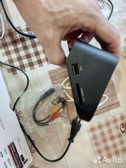 HD медиа плеер Philips HMP 4000/12