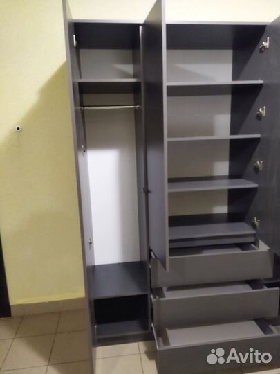 Шкаф распашной новый