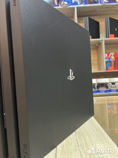Sony ps4 pro 1tb V2