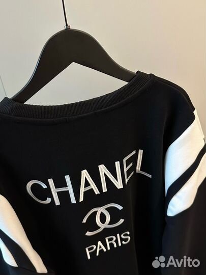 Свитшоты Chanel