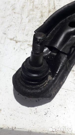 Рычаг подвески передний левый Nissan Primera P11