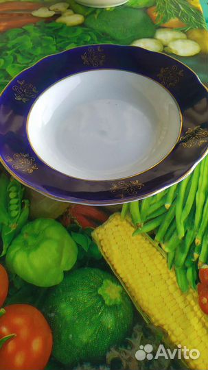 Тарелки большие глубокие