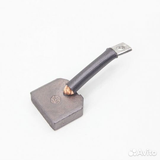 Щетка стартера nissan, оригинал