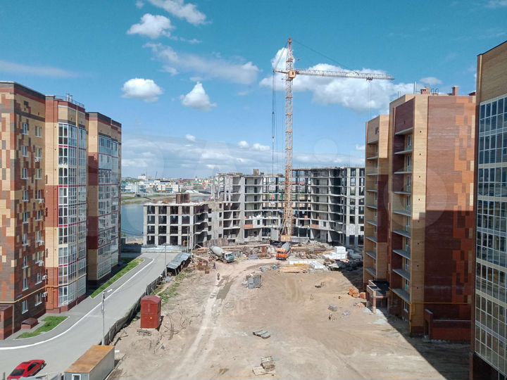 3-к. квартира, 96 м², 9/10 эт.