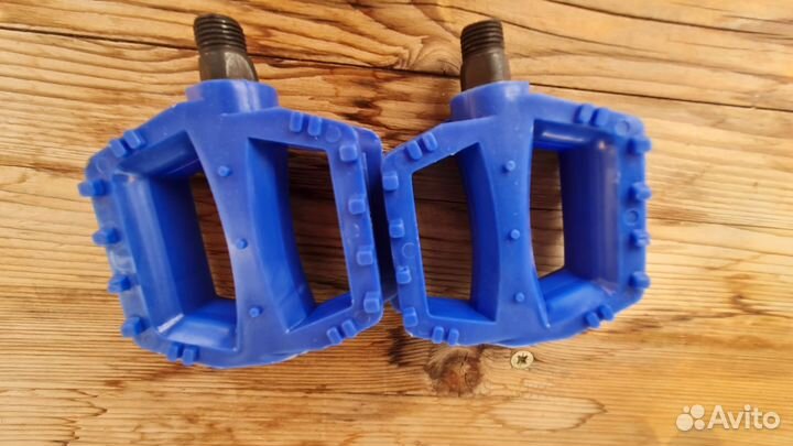 Педали детские новые 1/2