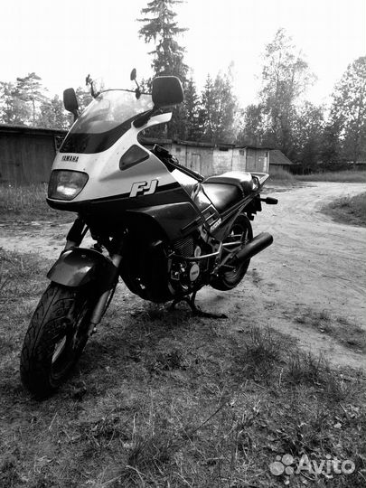 Мотоцикл Yamaha FJ1200