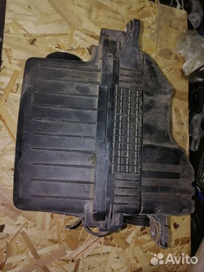 Корпус воздушного фильтра Хендай Солярис 1