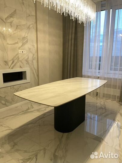 Стол обеденный из керамогранита