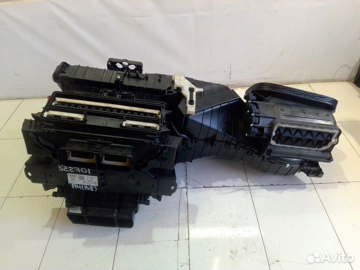 Корпус отопителя (Audi A4)