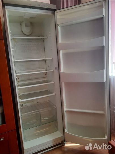 Однокамерный холодильник UPO