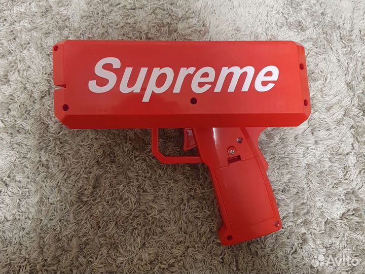 Supreme pistol