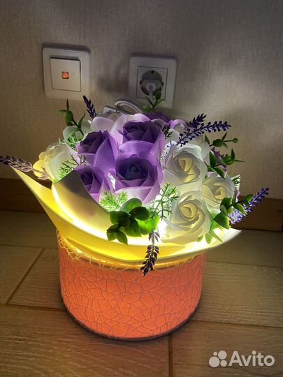 Букет светильник из роз