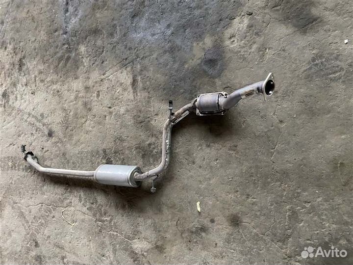 Глушитель (7) Honda Vezel RU4 LEB 2015