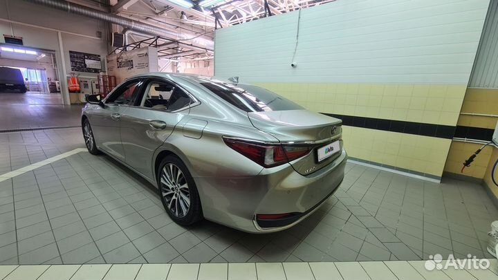 Lexus ES 2.5 AT, 2019, 63 950 км