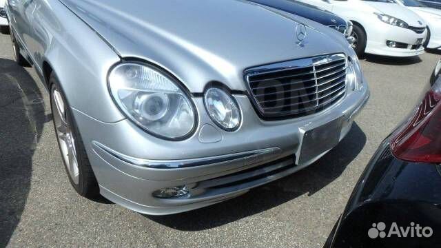 Mercedes-Benz E-Class W211