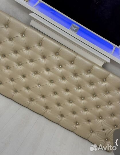 Мягкое изголовье для кровати каретная стяжка