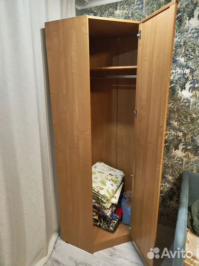 Угловой шкаф в прихожую бу