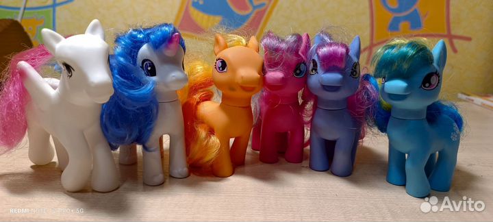 Пони, единороги