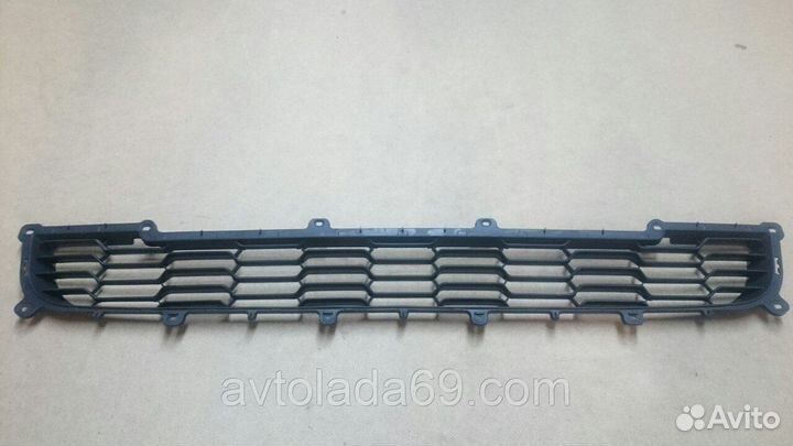 Решетка в бампер на Приору 2 Соты Новая