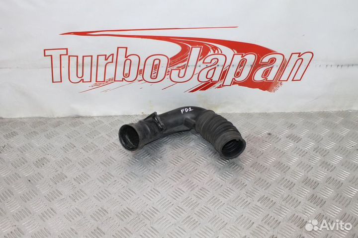 Патрубок впускной Honda Civic 8 FD1 4D R18A 1.8