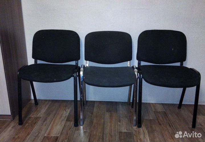 Стулья для клиентов (новые)