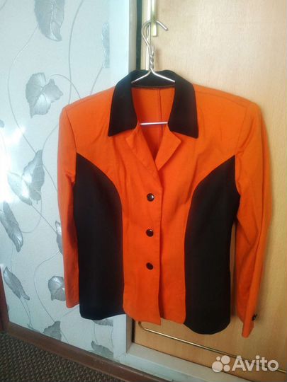 Пиджаки разные