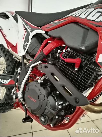 Мотоцикл Progasi Super Max 250 21/18