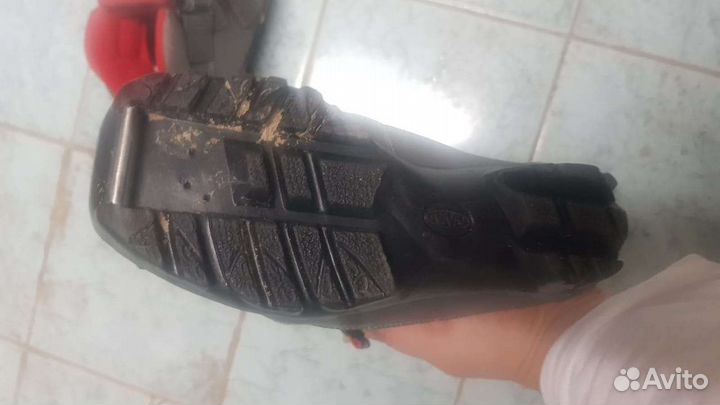 Горнолыжные ботинки детские 28 размер