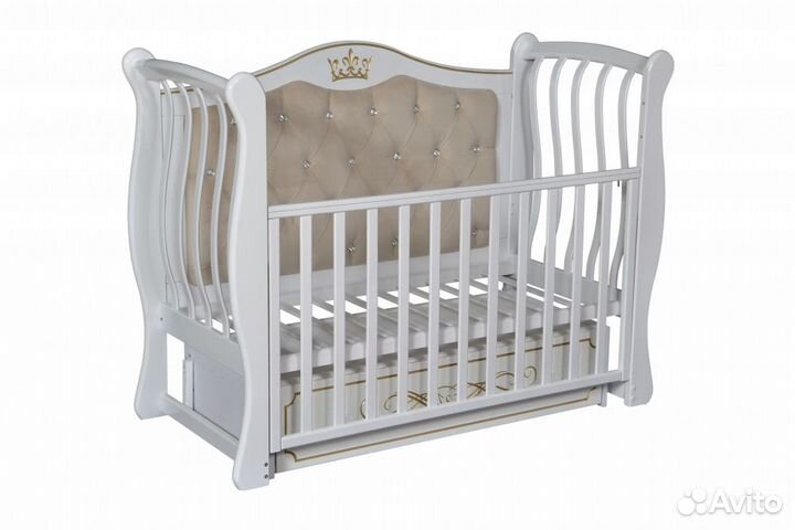 Детская кроватка Luiza 333 с мягкой стенкой Белая