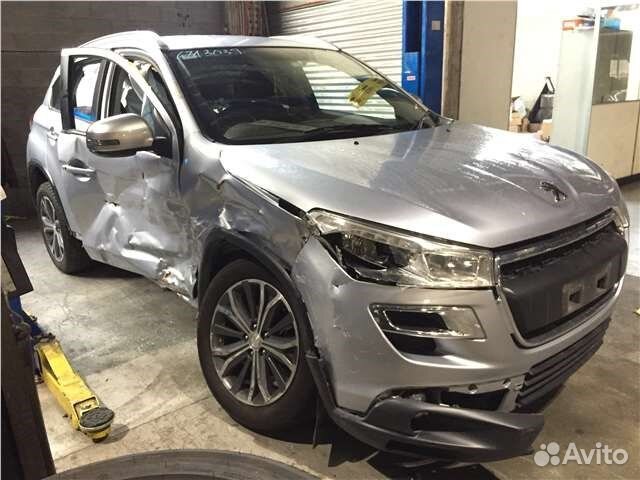 Разбор на запчасти Peugeot 4008
