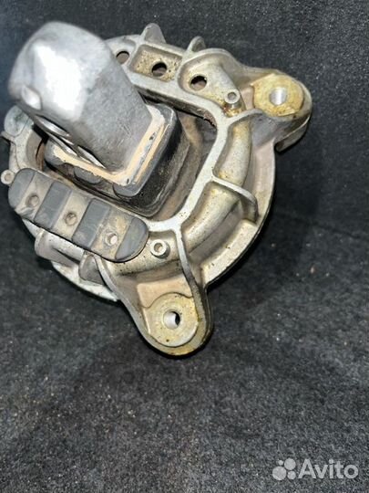 Подушка двигателя правая Bmw 5-Series F10 N52B30A