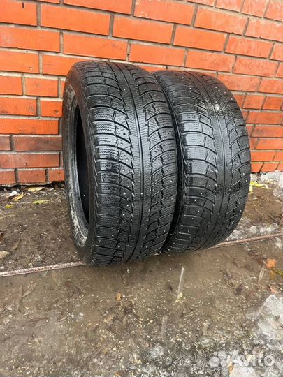 Gislaved Nord Frost 5 235/55 R17