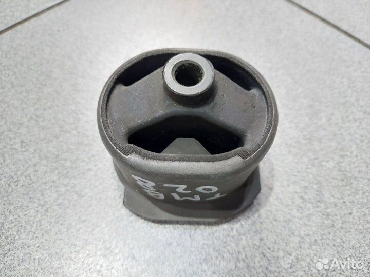 Сайлентблок подушки двигателя