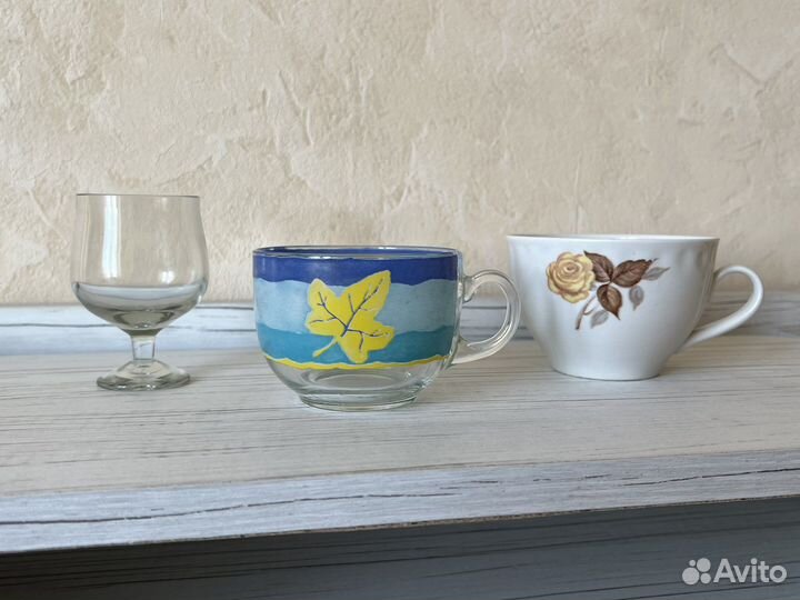 Чайные чашки, рюмки, кружки