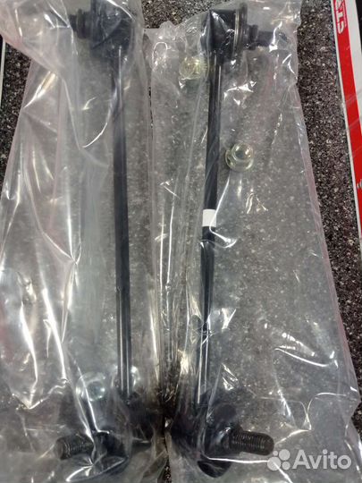 Стойки стабилизатора перед. Киа Рио до 2005г