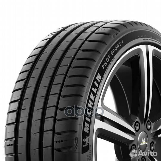 Michelin Pilot Sport 5 285/40 R19