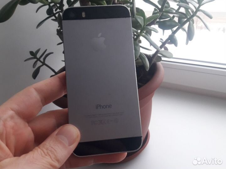 iPhone 5S, 16 ГБ