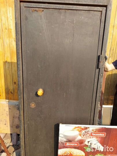 Дверь входная железная бу