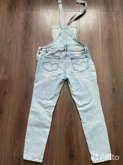 Джинсовый комбинезон