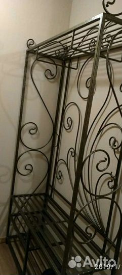 Кованная вешалка № 37