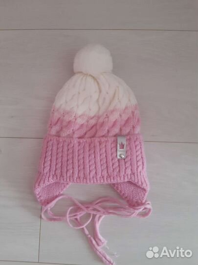 Шапка осень-весна очень классная