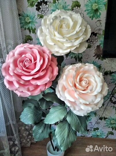 Цветы из изолона ростовые