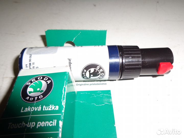 Краска в карандаше Skoda Octavia