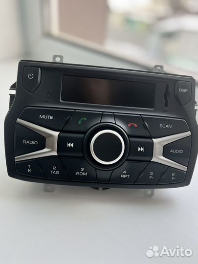 Штатная магнитола для Лада Веста 2021 года