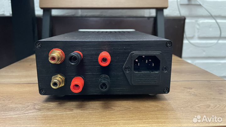 Стерео усилитель Breeze Audio