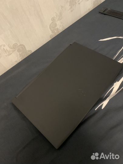 Игровой ноутбук msi 17 3