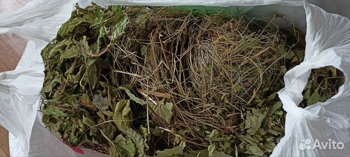 Сено, травы, палочки, листья, вкусняшки