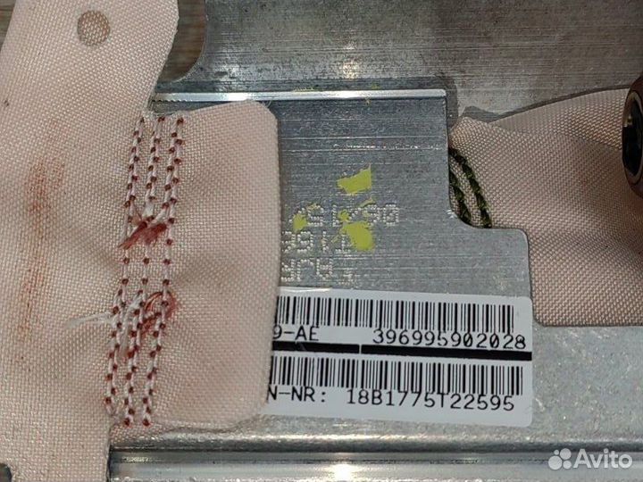 Подушка безопасности пассажира Bmw X5 Рест E70