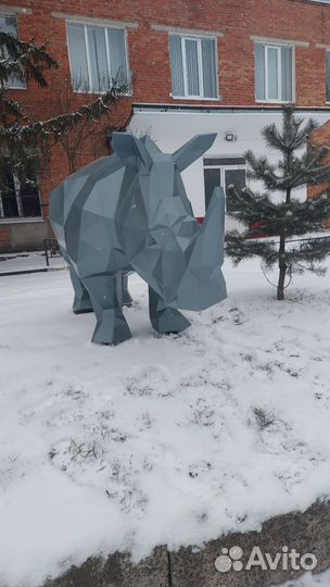 3 D Скульптура из металла. Носорог