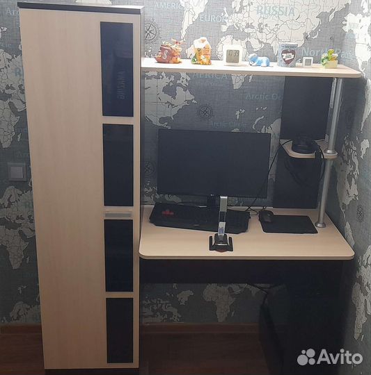 Компьютерный стол
